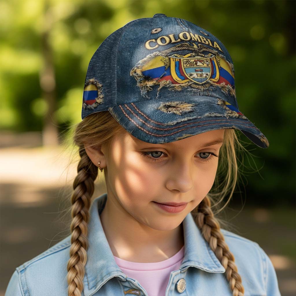 Proud Colombian - Personalized Expats Classic Cap