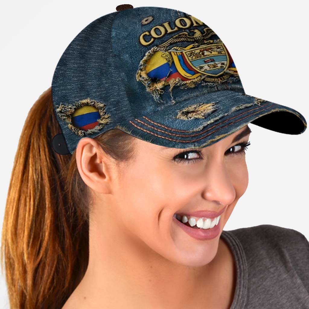 Proud Colombian - Personalized Expats Classic Cap