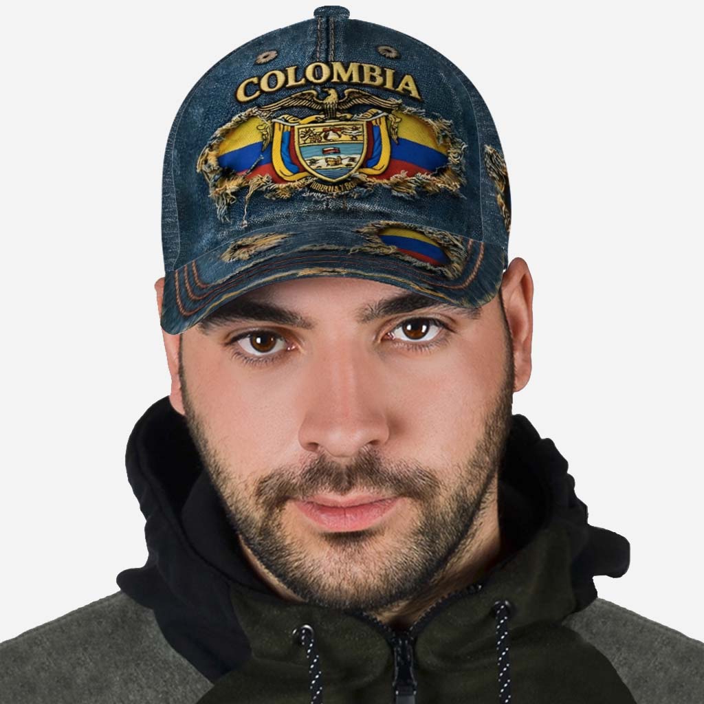 Proud Colombian - Personalized Expats Classic Cap