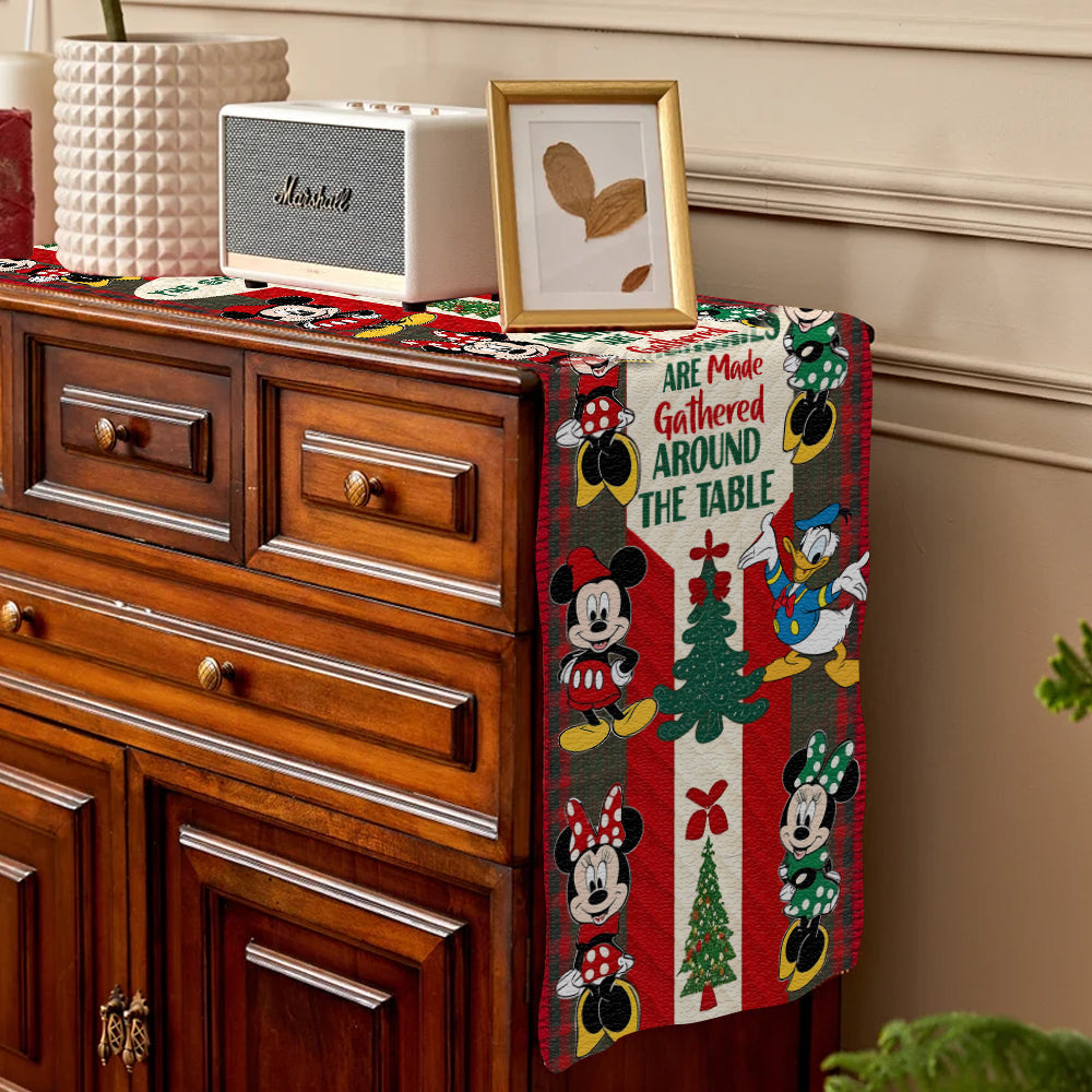 Magic Family - Personalized Mouse Table Runner