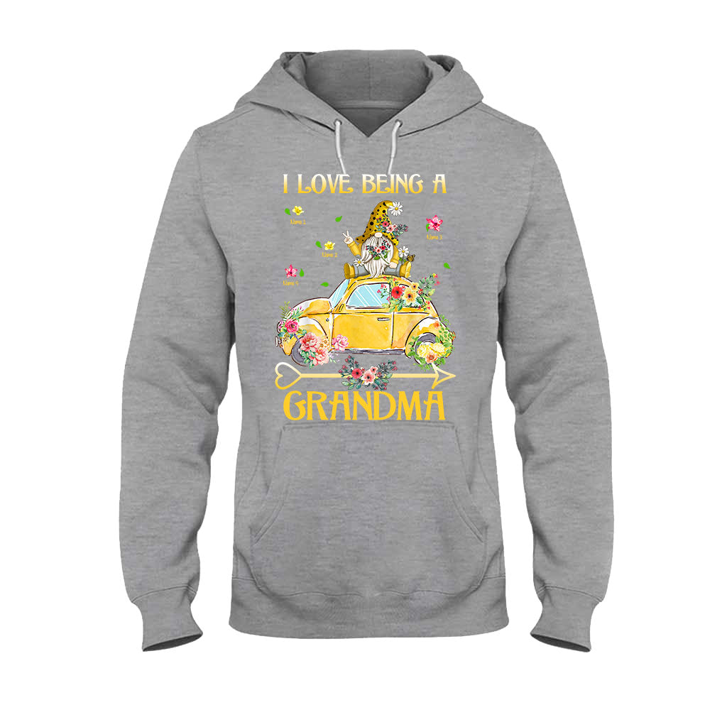 I Love Being A Grandma - Personalized T-shirt and Hoodie