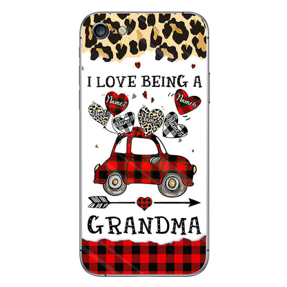 I Love Being A Grandma - Personalized Mother's Day Grandma Phone Case