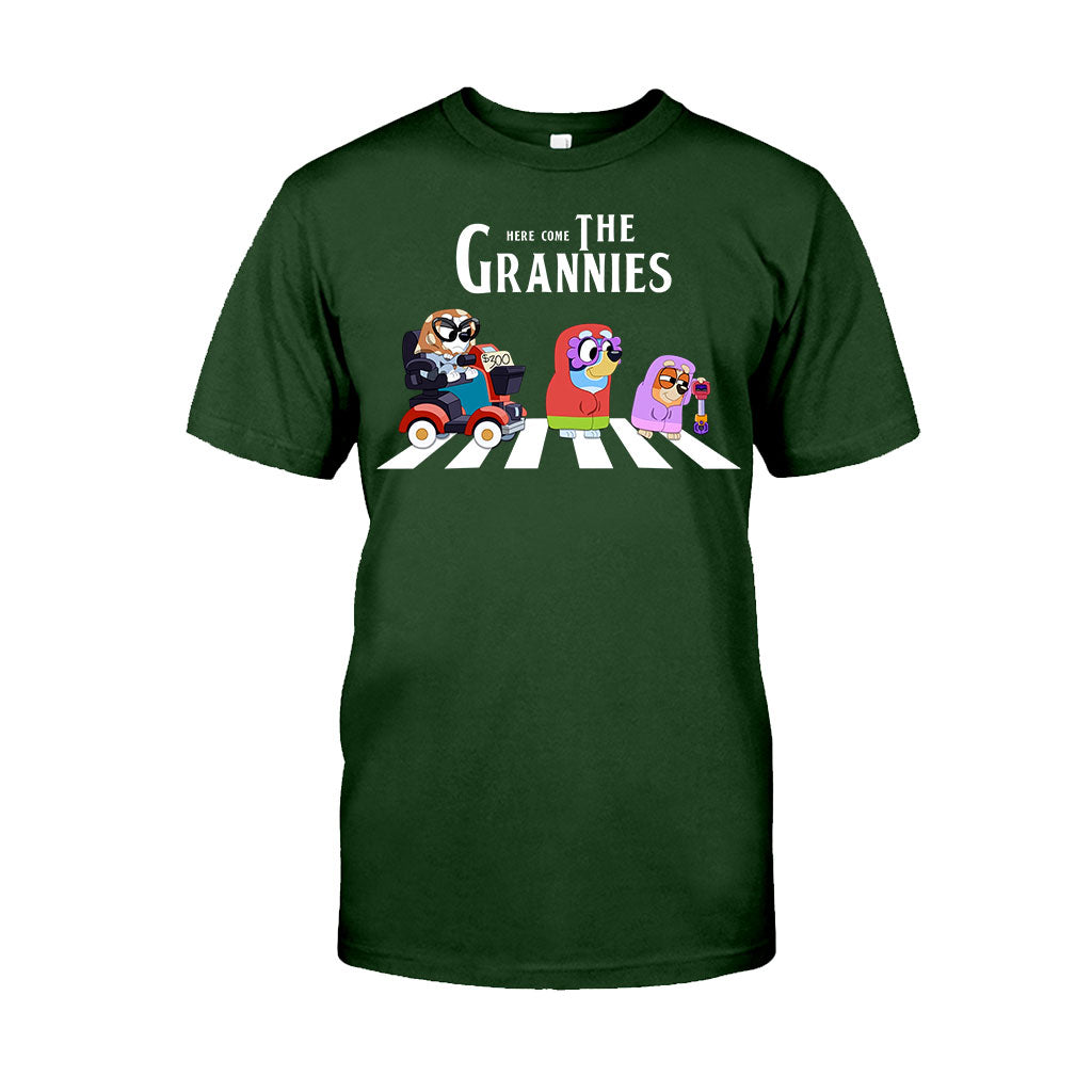 Here Come The Grannies - Grandma T-shirt And Hoodie