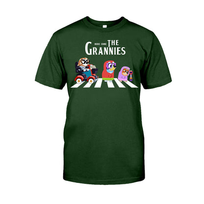 Here Come The Grannies - Grandma T-shirt And Hoodie