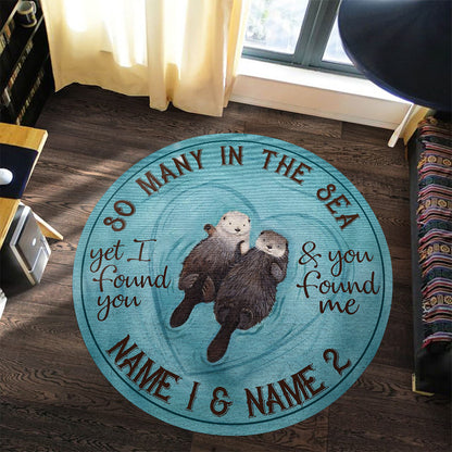 So Many In The Sea - Personalized Otter Round Rug